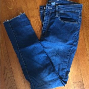 Universal Thread Jeans